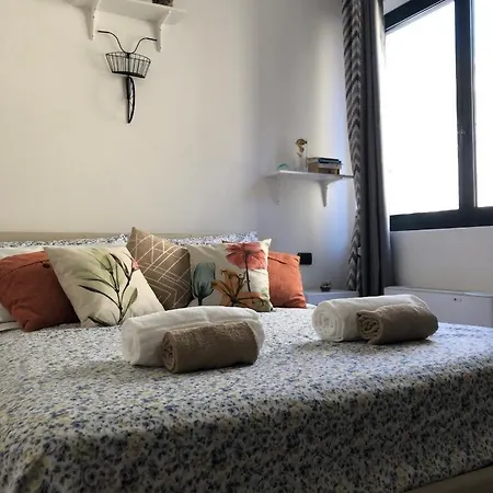 Charming Elise- Close To Station Milan