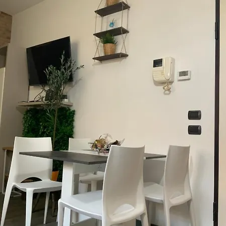Apartment Charming Elise- Close To Station *